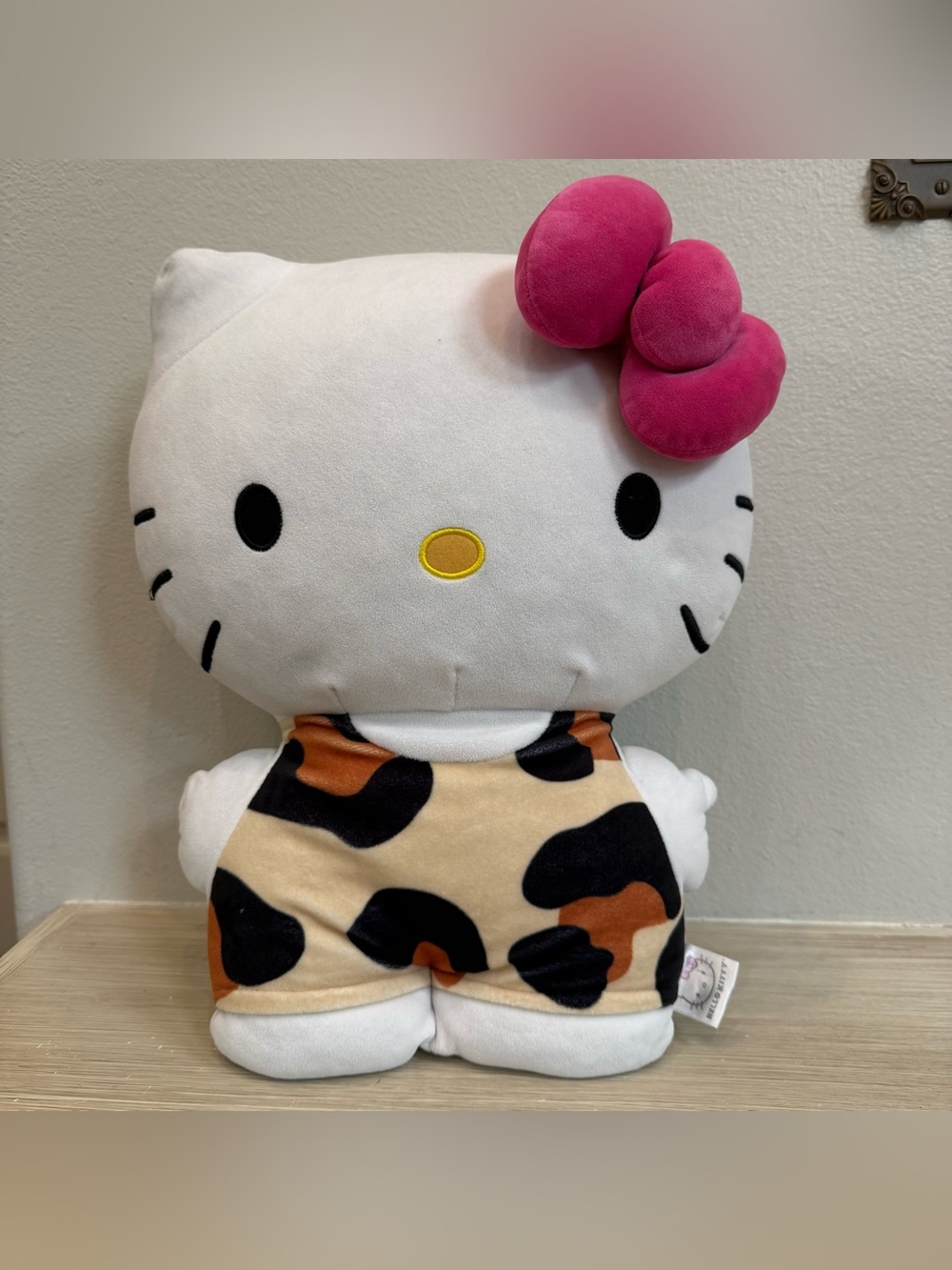Hello Kitty Greeter Plush Pillow Large Big Cheetah Outfit 16" 2023 Sanrio